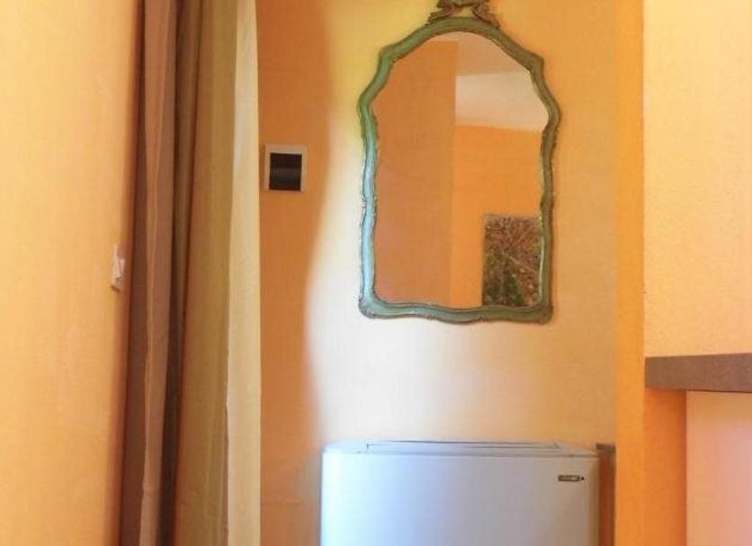 Comodidade do quarto Foto