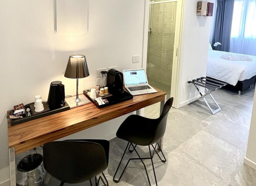 Comodidade do quarto Foto