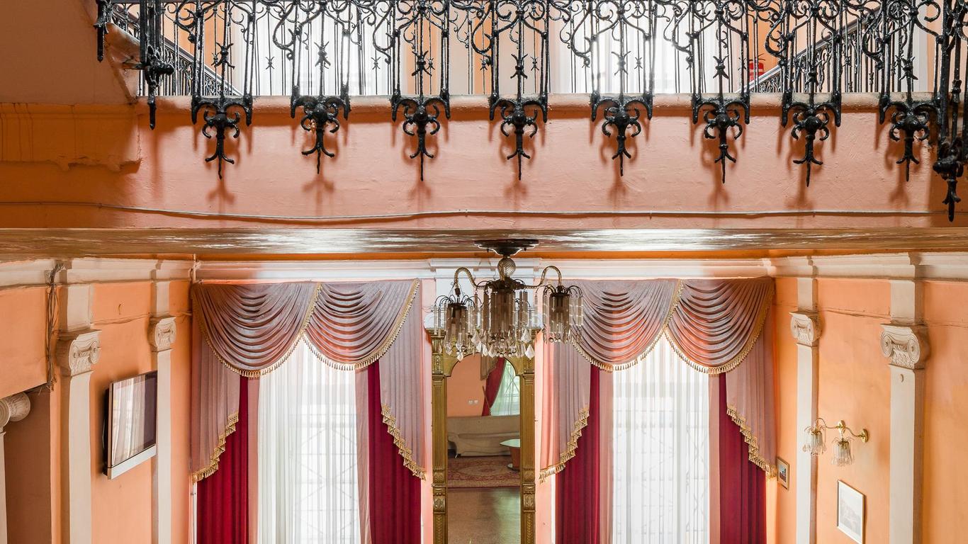 Tsentralnaya Hotel