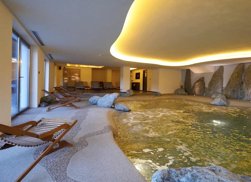 SPA Foto