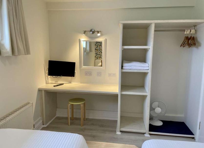 Comodidade do quarto Foto