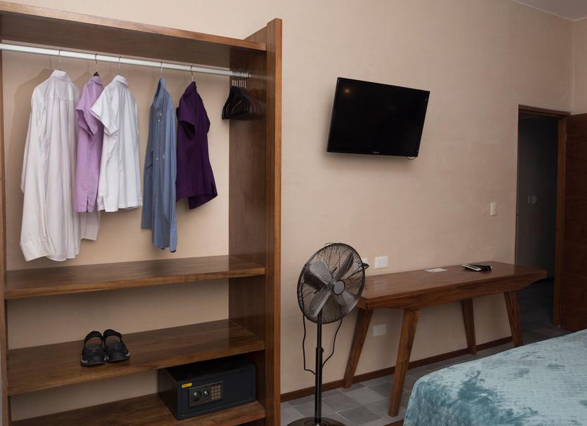 Comodidade do quarto Foto