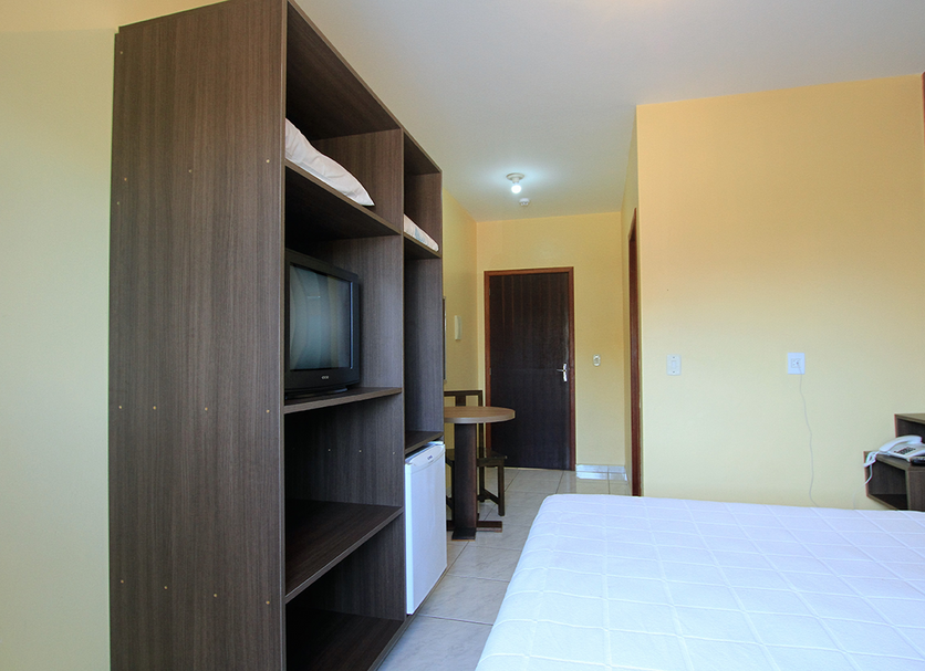Comodidade do quarto Foto