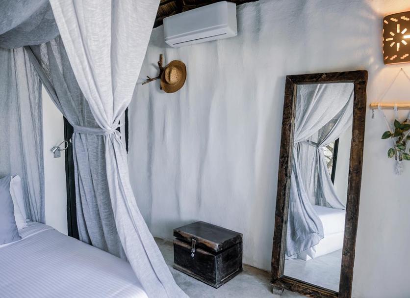 Comodidade do quarto Foto