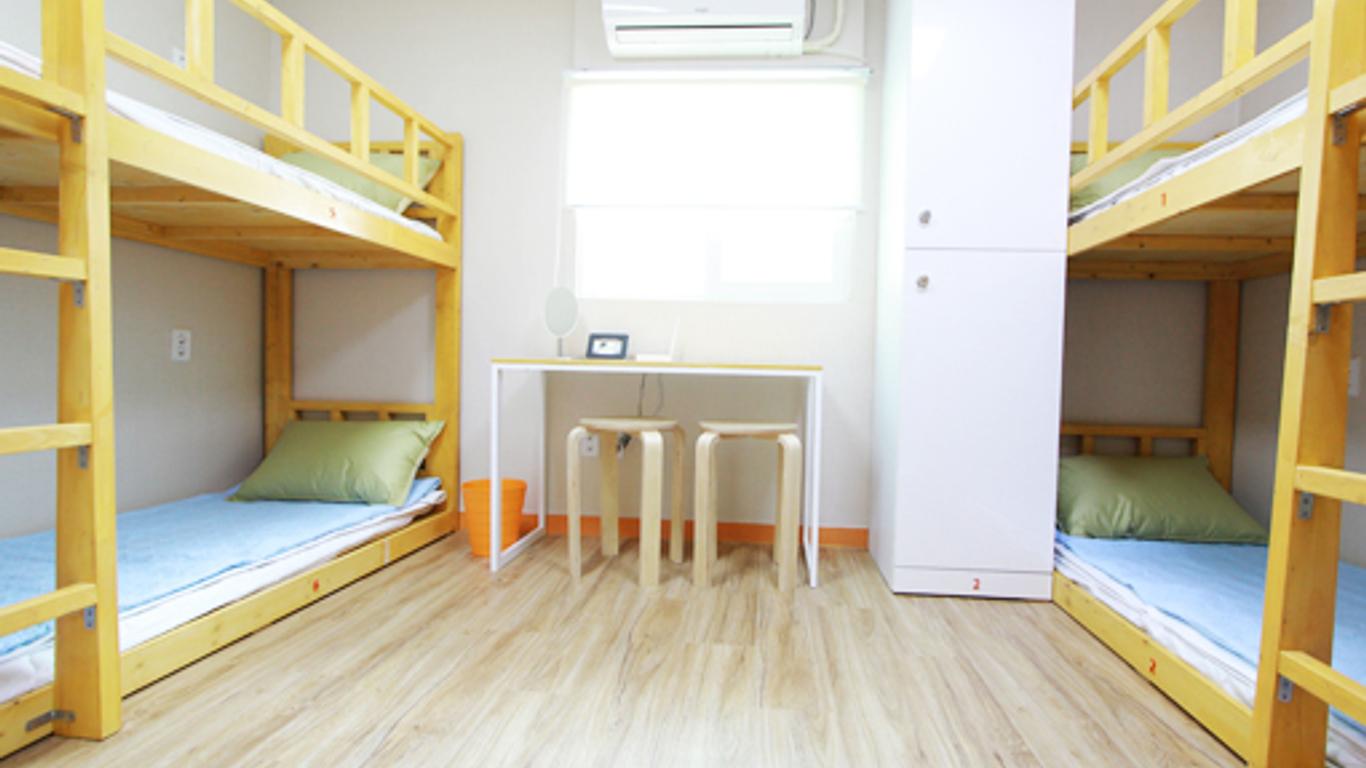 Cocoon Stay Hongdae Guesthouse