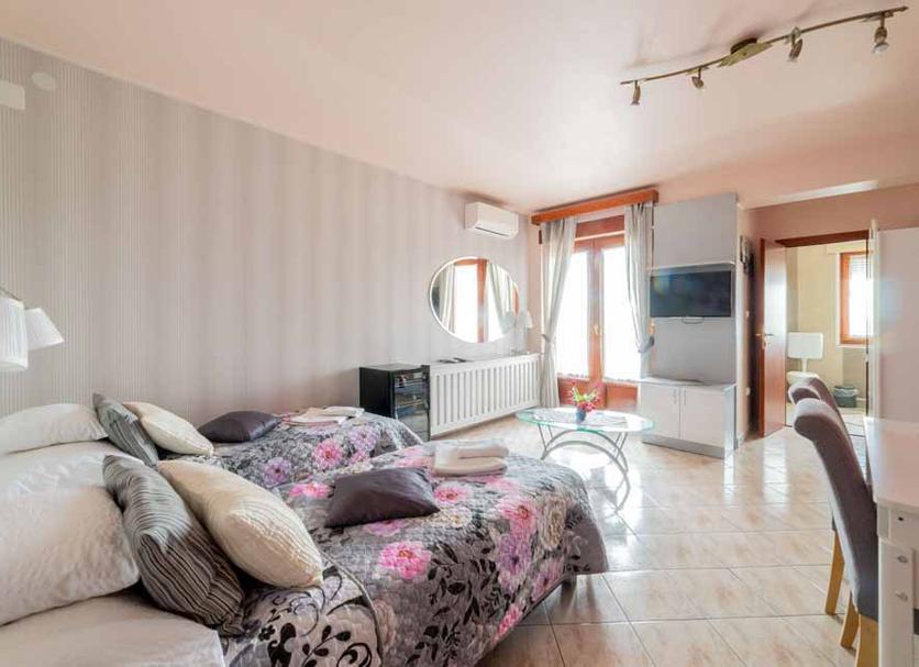 Quarto Foto