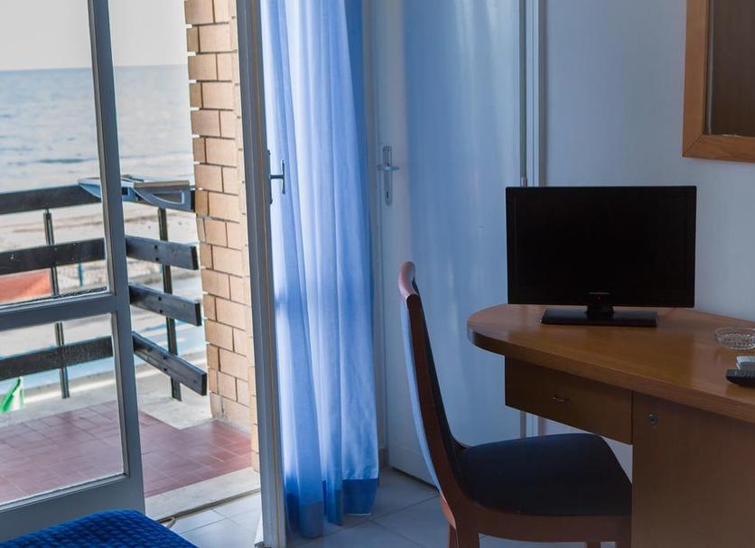 Comodidade do quarto Foto