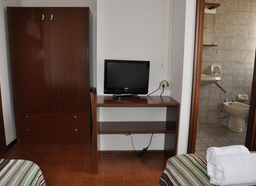 Comodidade do quarto Foto