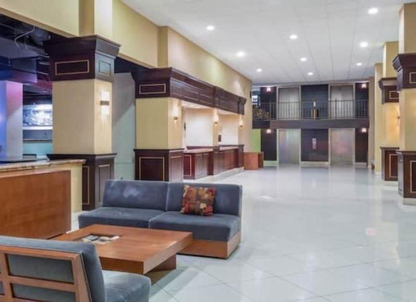 Hall Foto