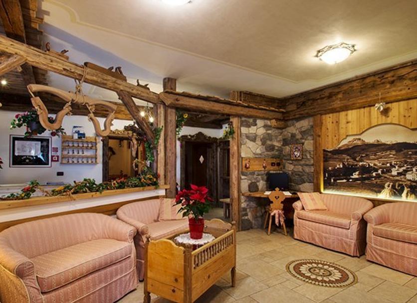 Hall Foto