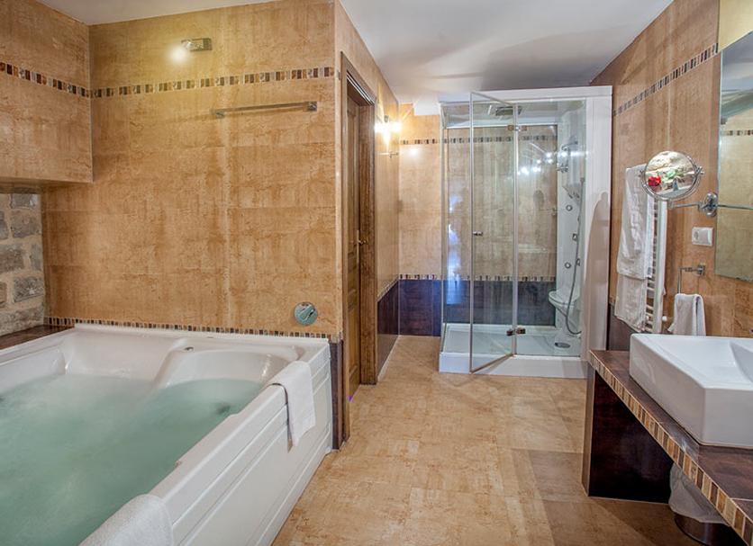 SPA Foto