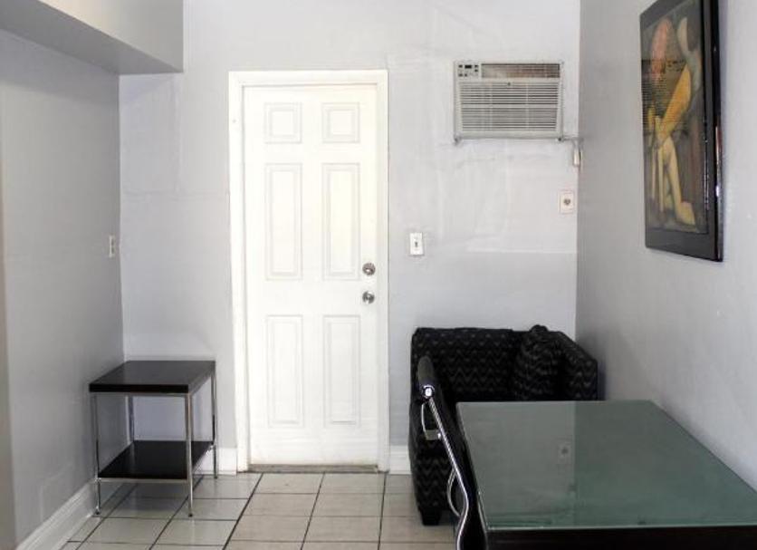 Comodidade do quarto Foto