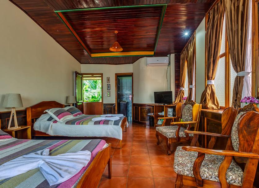 Quarto Foto