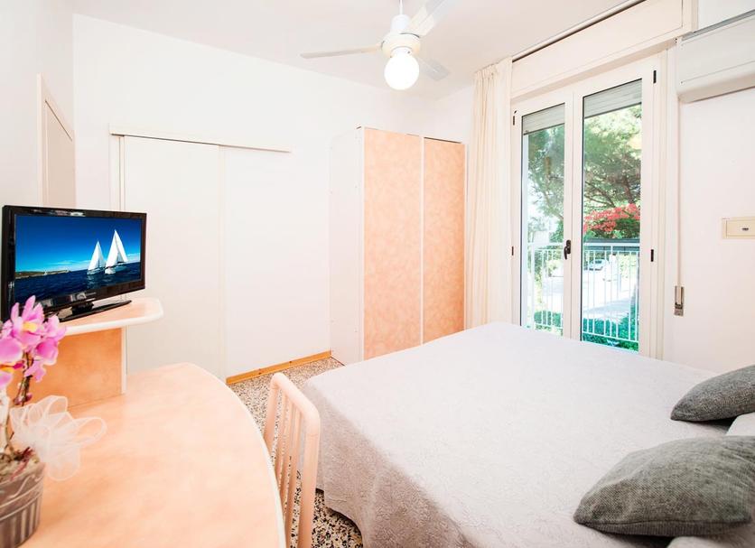 Comodidade do quarto Foto