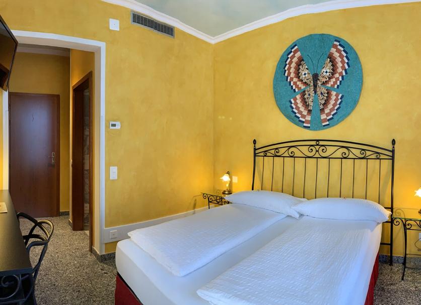 Quarto Foto